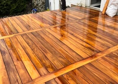 Terrasse en bois exotique Cumaru Ipé Padouk Itauba et Jatoba réalisée en Seine-et-Marne par Woodpecker Paysage