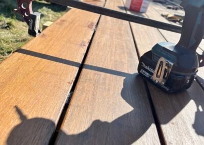 Terrasse bois sur mesure : une signature Woodpecker Paysage pour vos extérieurs