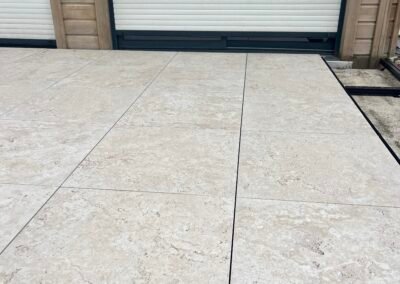 TERRASSE GRÈS CÉRAME SUR PLOTS À CRÉTEIL (94)