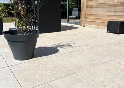 terrasse carrelage sur plots en Seine-et-Marne.