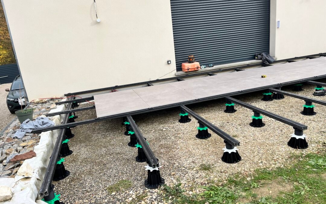 TERRASSE CÉRAMIQUE SUR PLOTS