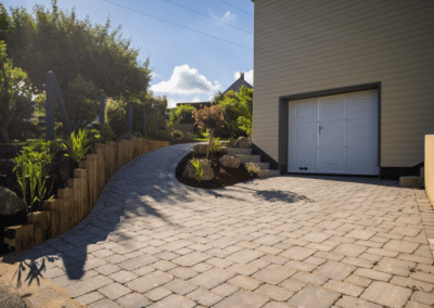 entrée de maison en pavage